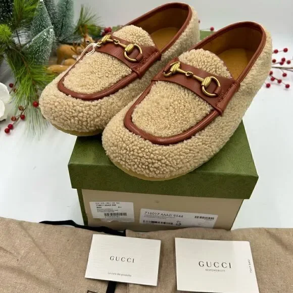 Men’s Gucci Horsebit ivory woolloafers size 9.5 made in Italy.